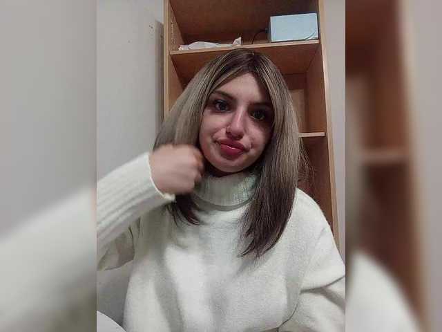 Sonyagasay live cam on BongaCams