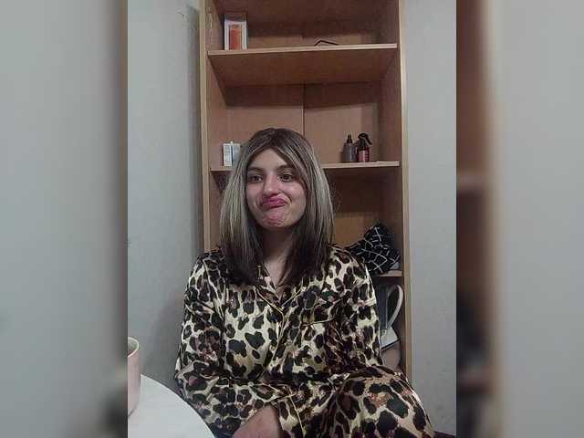 Sonyagasay live webcam show