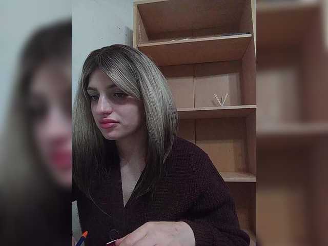 Sonyagasay live cam on BongaCams
