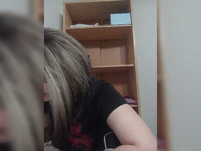 Sonyagasay live cam on BongaCams