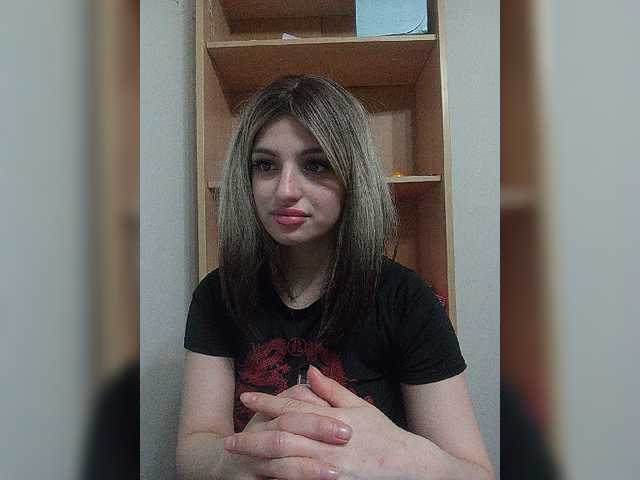 Sonyagasay live cam on BongaCams