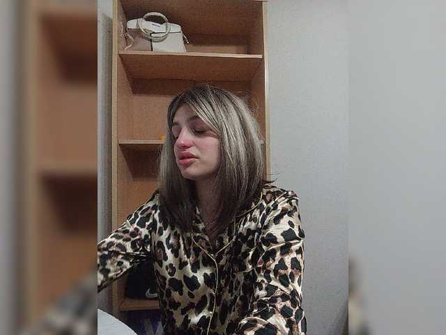 Sonyagasay live cam on BongaCams
