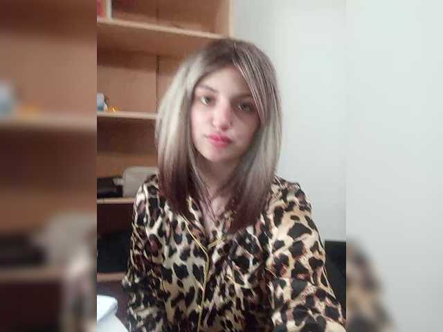 Sonyagasay live webcam show