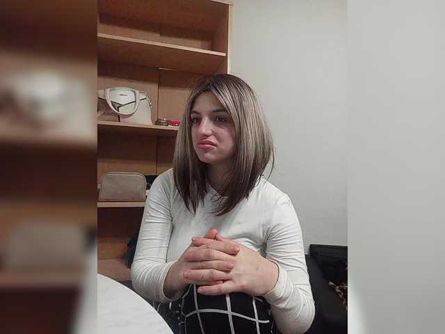 Sonyagasay live cam on BongaCams