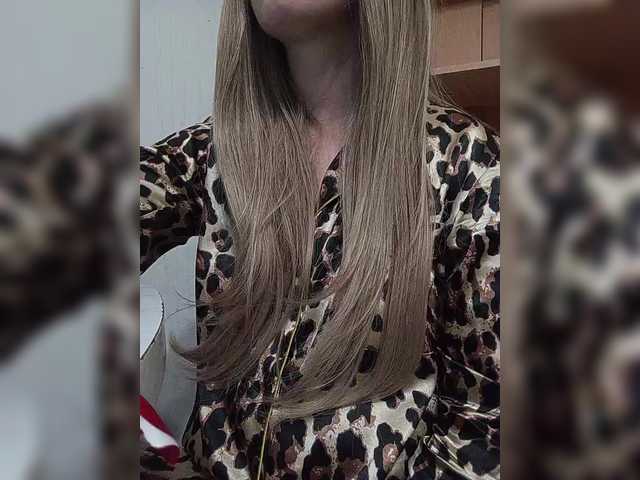 Gjasjaajrssfju — live female cam