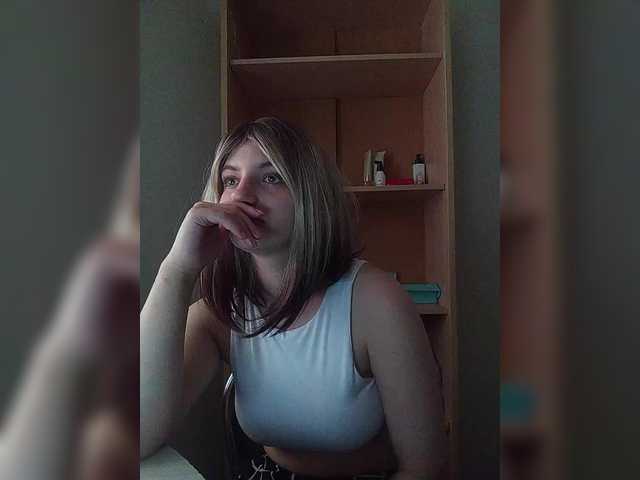 Sonyagasay live cam on BongaCams
