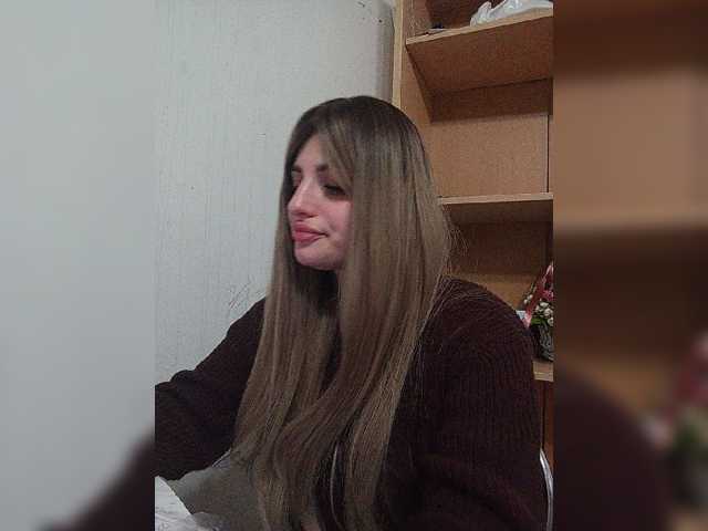 Sonyagasay live cam on BongaCams