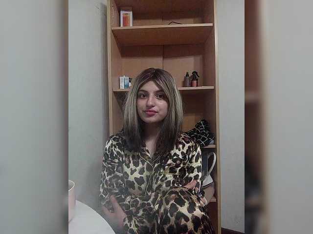 Sonyagasay live cam on BongaCams
