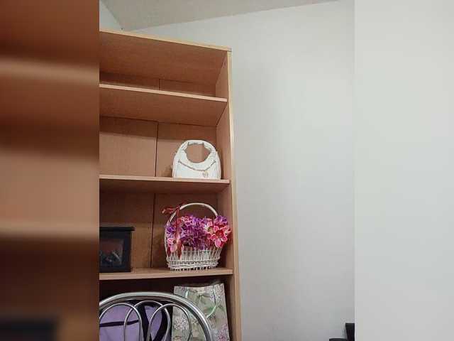 Sonyagasay live cam on BongaCams