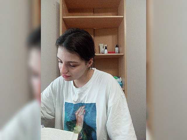 Sonyagasay live cam on BongaCams