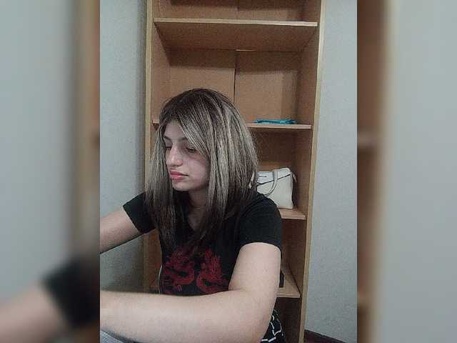 Sonyagasay live cam on BongaCams