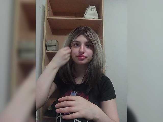 Sonyagasay live cam on BongaCams
