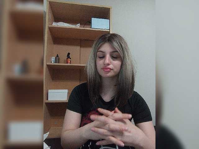 Sonyagasay live cam on BongaCams