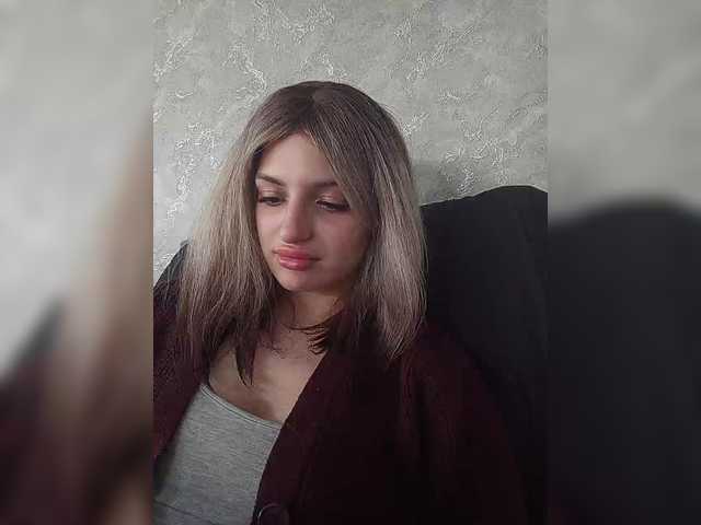 Sonyagasay live cam on BongaCams