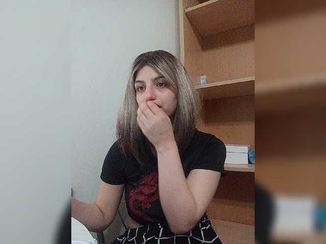 Sonyagasay live cam on BongaCams