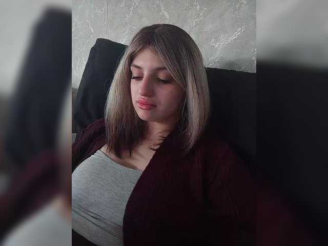 Sonyagasay live cam on BongaCams