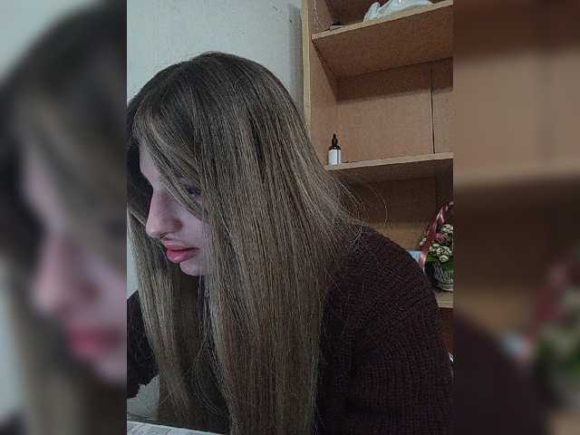 Sonyagasay live cam on BongaCams