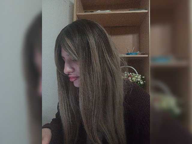 Sonyagasay live cam on BongaCams