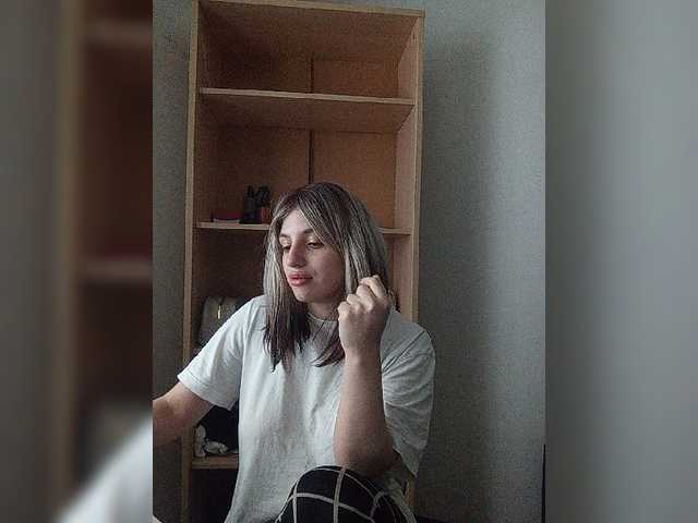 Sonyagasay live cam on BongaCams