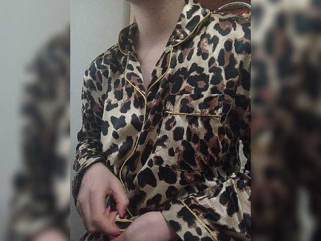 Sonyagasay live cam on BongaCams