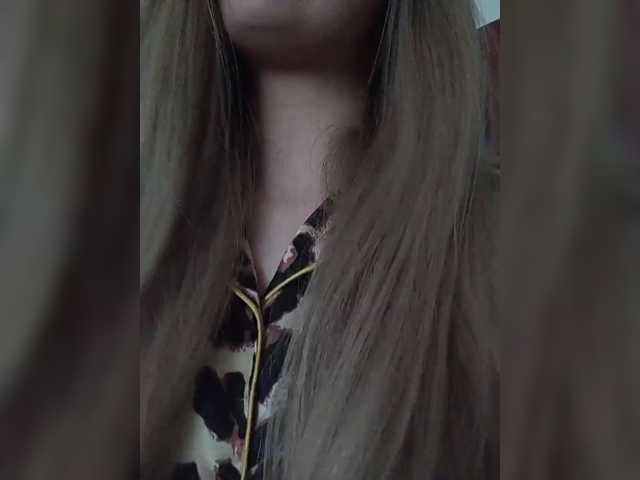 Sonyagasay live cam on BongaCams