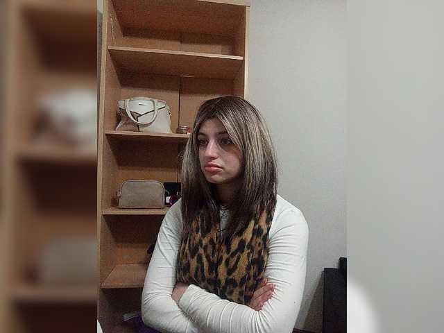 Sonyagasay live cam on BongaCams