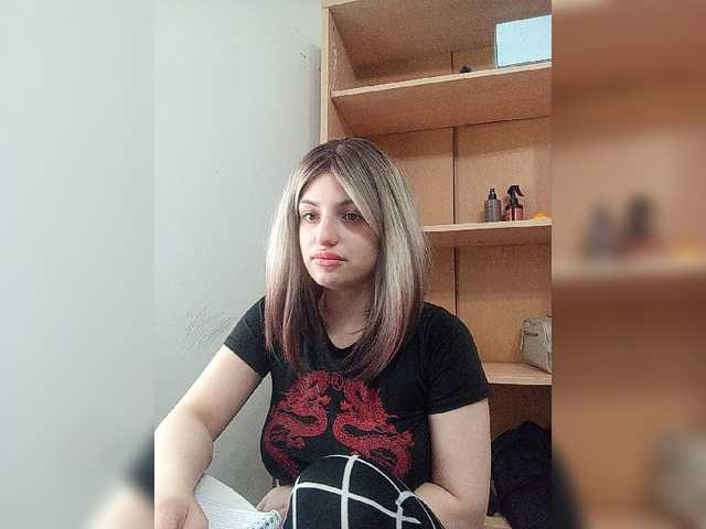 Sonyagasay live cam on BongaCams