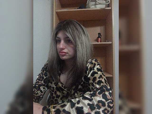 Sonyagasay live cam on BongaCams