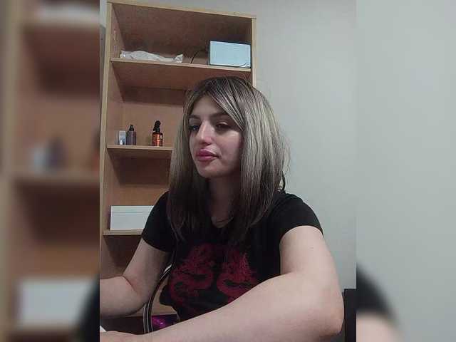 Sonyagasay live cam on BongaCams