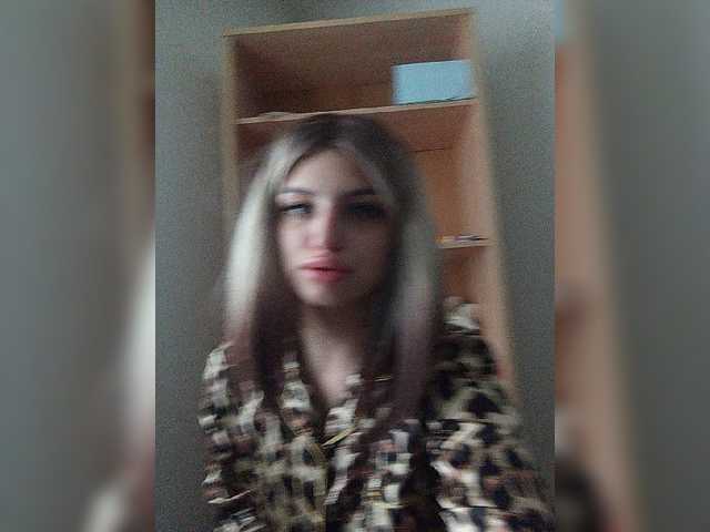 Sonyagasay live cam on BongaCams