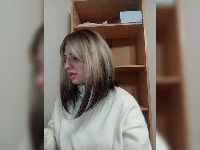 Sonyagasay live cam on BongaCams
