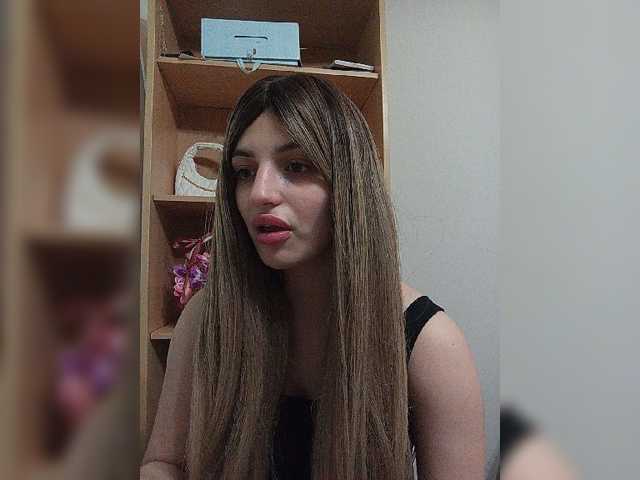 Sonyagasay live cam on BongaCams