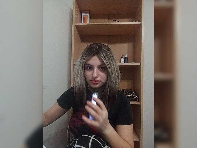 Sonyagasay live cam on BongaCams