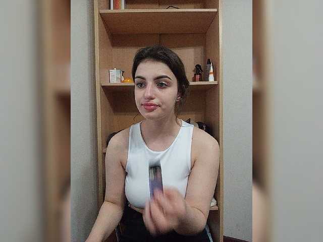 Sonyagasay live cam on BongaCams