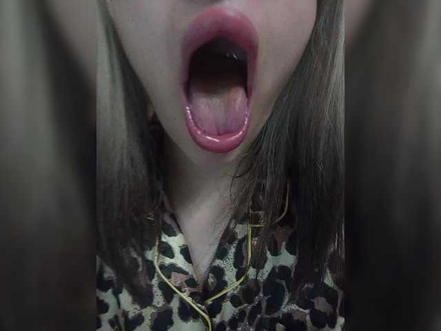Sonyagasay live cam on BongaCams