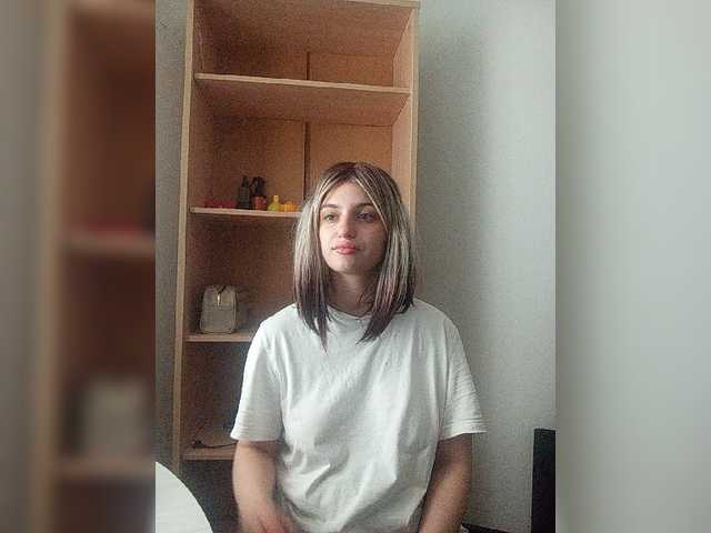 Sonyagasay live cam on BongaCams