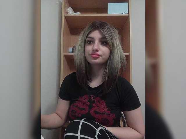 Sonyagasay live cam on BongaCams