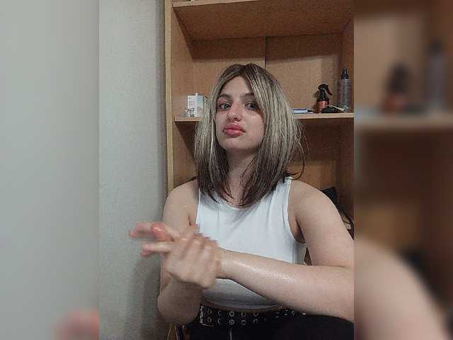 Sonyagasay live webcam show