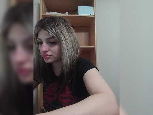 Sonyagasay live cam on BongaCams