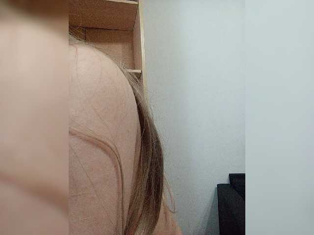 Sonyagasay live cam on BongaCams