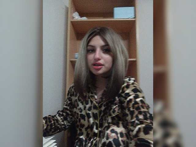 Sonyagasay live cam on BongaCams
