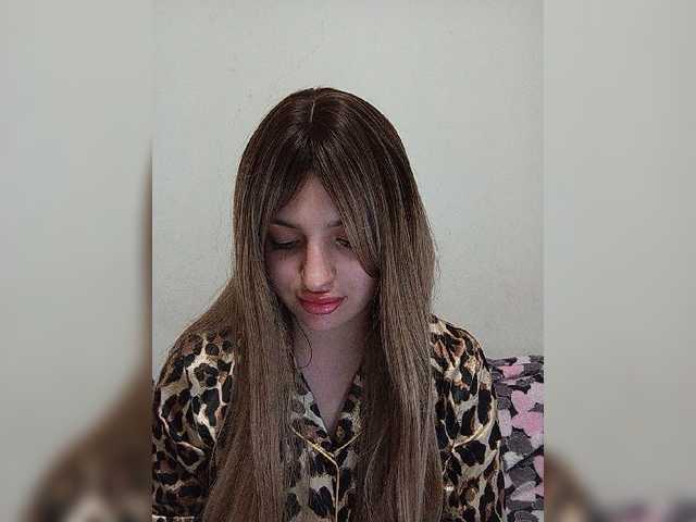 Sonyagasay live cam on BongaCams