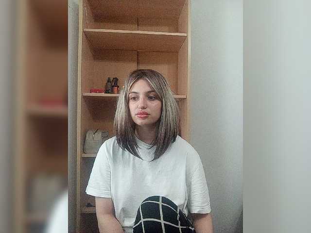 Sonyagasay live cam on BongaCams