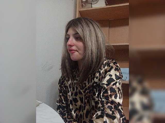 Sonyagasay live cam on BongaCams
