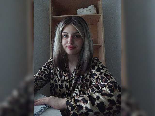 Sonyagasay live cam on BongaCams