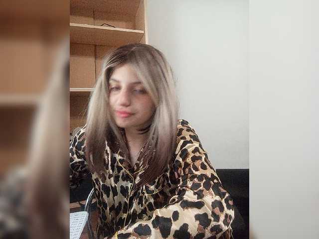 Sonyagasay live webcam show