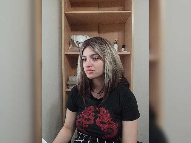 Sonyagasay live cam on BongaCams