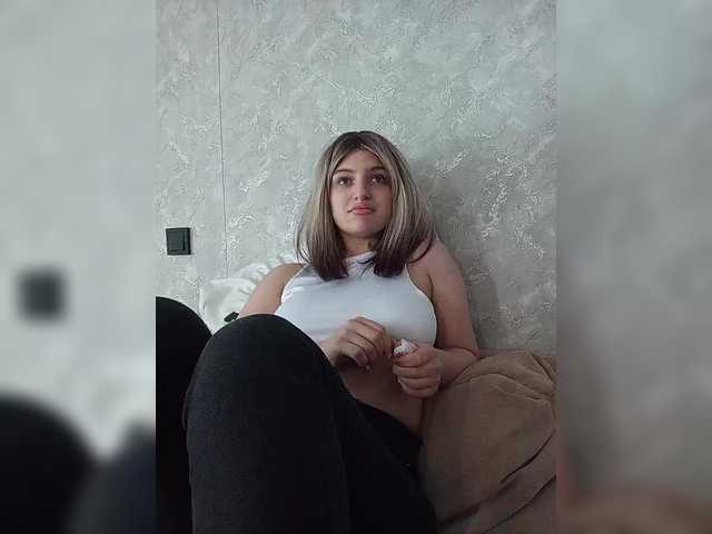 Sonyagasay live cam on BongaCams