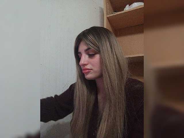 Sonyagasay live cam on BongaCams