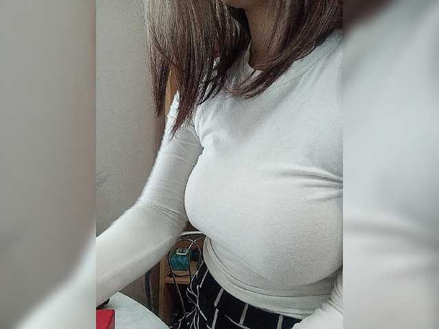 Sonyagasay live cam on BongaCams